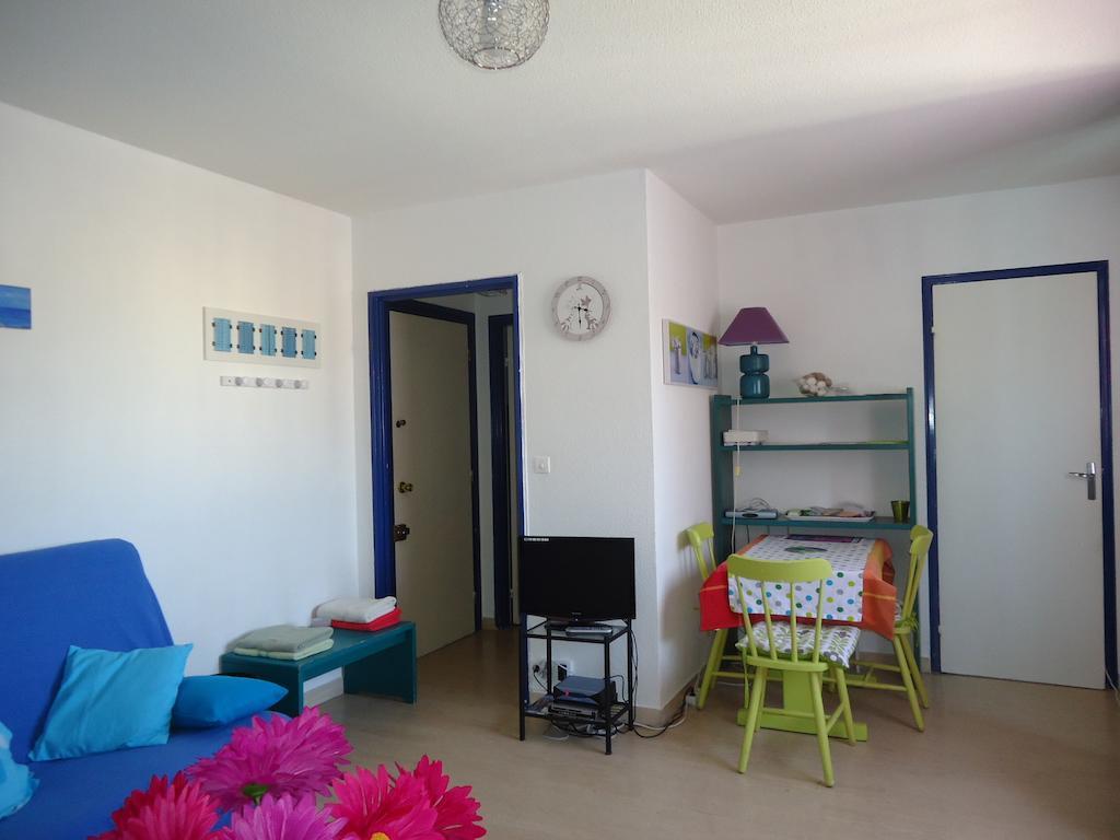 Studios A Golfe Juan Szoba fotó